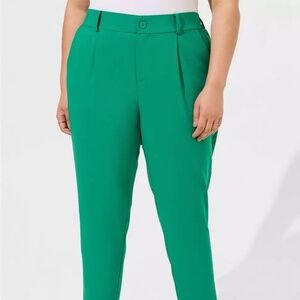 Torrid Taper Stretch Crepe High-Rise Pant NWT Size 18T